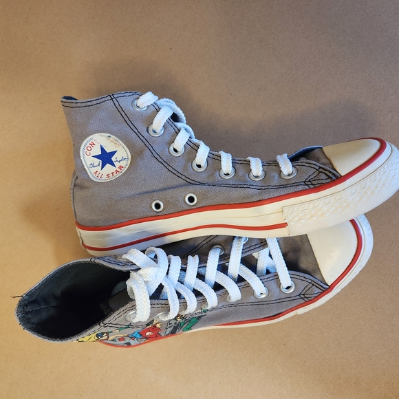 Converse Gray High-Tops with Red and White Details - Picture 4 of 8